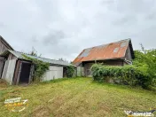FILM! 2 case,domeniu de 1.660mp, cu atelier,anexe,Lemnia,Co