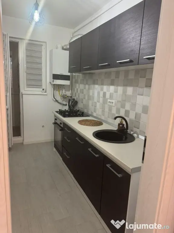 Berceni metrou biruintei etaj 1