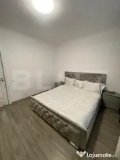 Apartament 3 camere, 2 bai, 64 mp, 2 parcari, intermediar, z