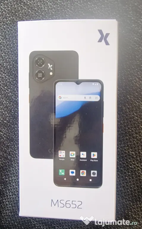 Telefon nou sigilat