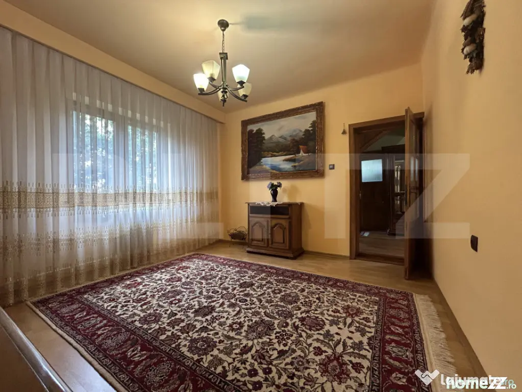 Casă individuală spațioasă în Gherla – 221 mp utili, - Gherla (Cluj)