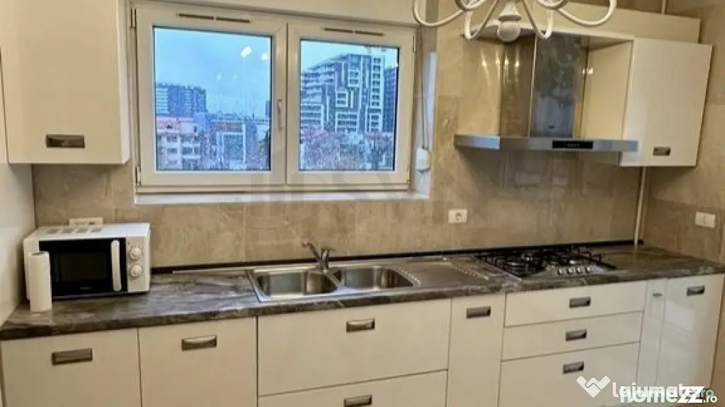 Apartament 3 camere 140mp Loc de parcare inclus