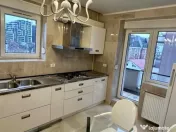 Apartament 3 camere 140mp Loc de parcare inclus 
