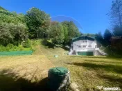 Casă / Vilă 10 camere Lepsa