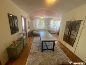 Casă / Vilă 10 camere Lepsa 