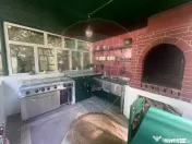 Casă / Vilă 10 camere Lepsa