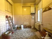 Apartament 5 camere de Universitate 