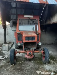 Tractor  de vânzare 200 milioane 