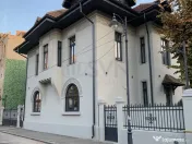 VILA REPREZENTATIVA 16 CAMRE PIATA LAHOVARI 