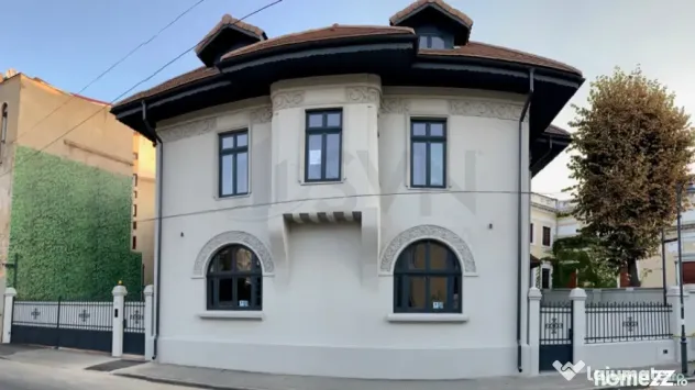 VILA REPREZENTATIVA 16 CAMRE PIATA LAHOVARI