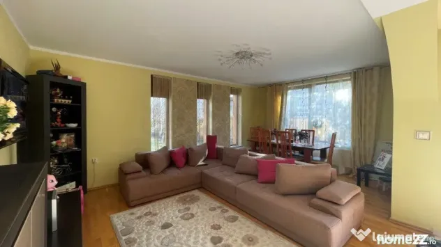 Tunari - Vila 6 camere 1200mp teren si garaj 3 masini