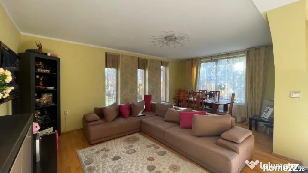Tunari - Vila 6 camere 1200mp teren si garaj 3 masini