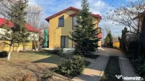 Tunari - Vila 6 camere 1200mp teren si garaj 3 masini