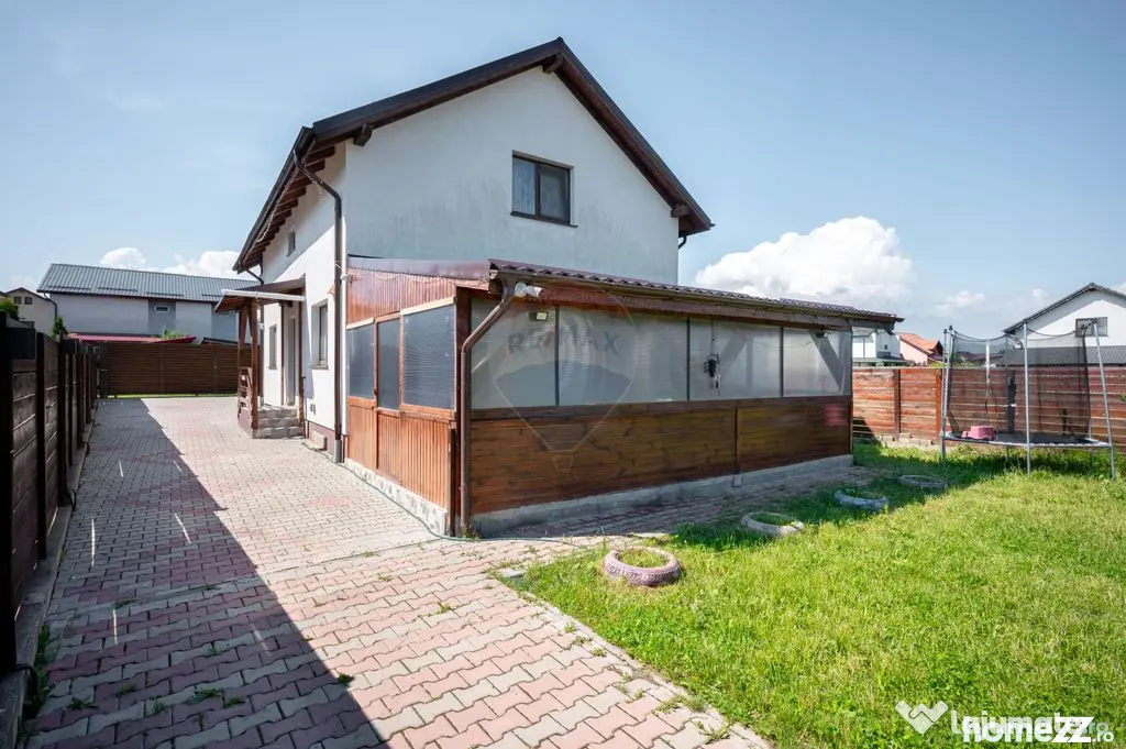 Casă Modernă cu 4 camere în Cartier Izvor - Predare im...
