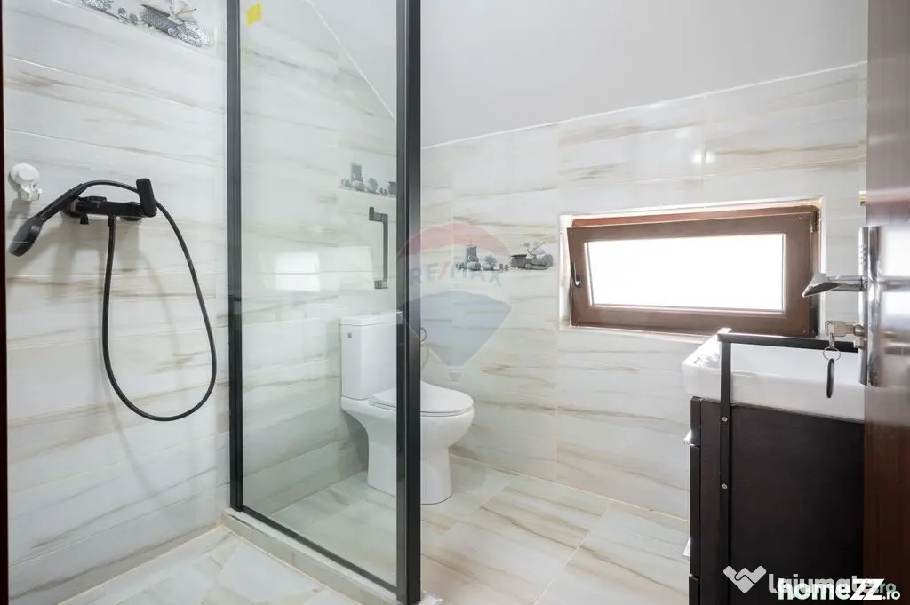 Casă Modernă cu 4 camere în Cartier Izvor - Predare im...