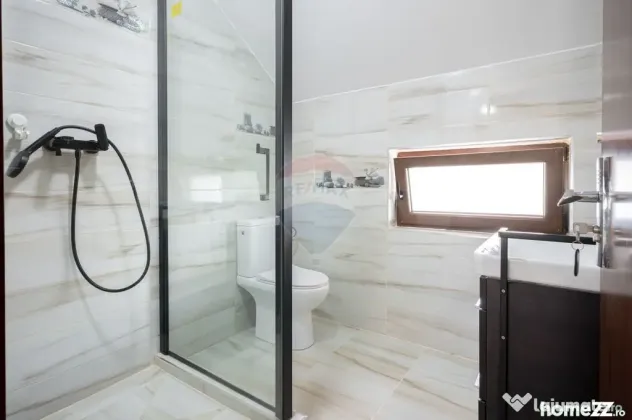 Casă Modernă cu 4 camere în Cartier Izvor - Predare im...