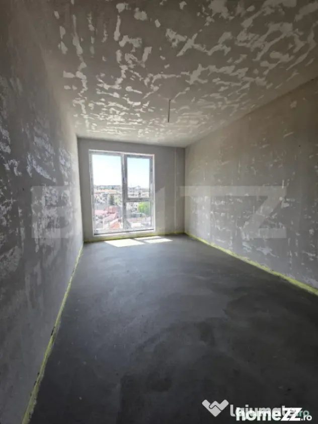 APARTAMENT DE 4 CAMERE, 98,91 MP, ETAJ INTERMEDIAR, ZONA SEM