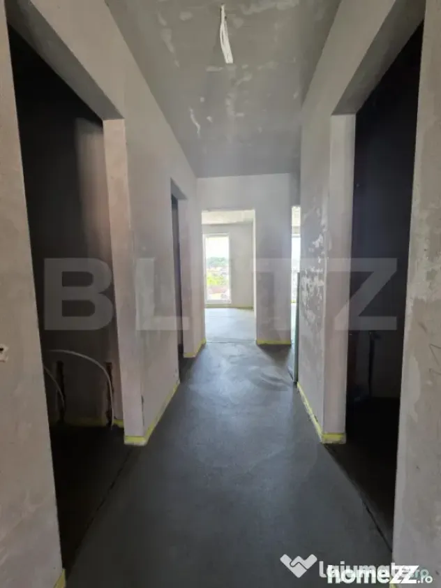 APARTAMENT DE 4 CAMERE, 98,91 MP, ETAJ INTERMEDIAR, ZONA SEM