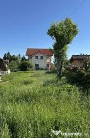 Casă / Vilă 4 camere Girov 