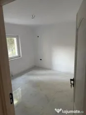 Apartament 2 camere decomandat-Spatiu comercial-zona Inel2