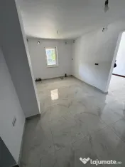 Apartament 2 camere decomandat-Spatiu comercial-zona Inel2