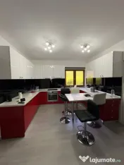 Casă P+M în zona Griviței, 1039 mp teren, vedere la munte 
