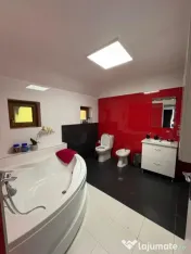Casă P+M în zona Griviței, 1039 mp teren, vedere la munte 