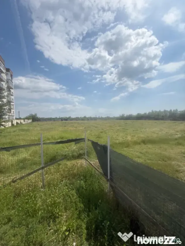 Teren intravilan 500 mp – zona 9 Mai