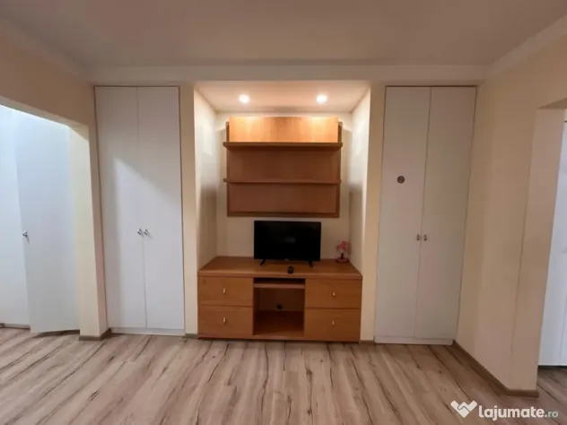 Apartament 2 camere de vânzare în zona Tomis III – City