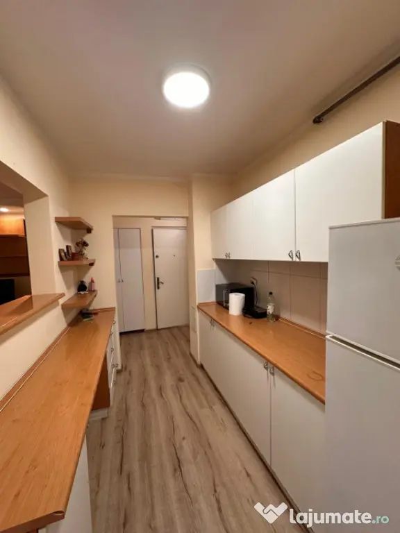 Apartament 2 camere de vânzare în zona Tomis III – City