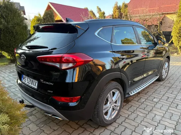 Hyundai TUCSON, full option