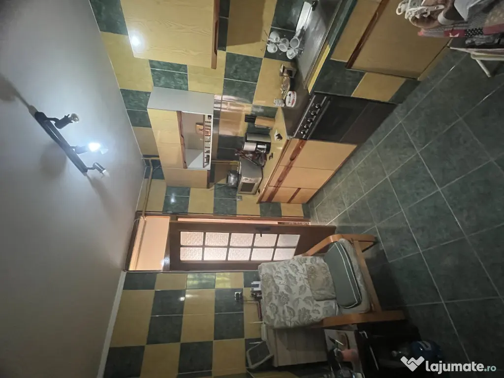 Apartament 3 camere etaj 1 Traian