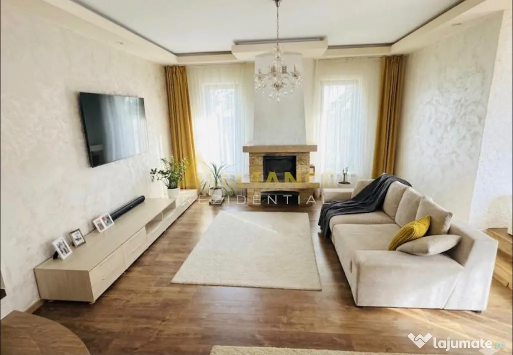 CASA INDIVIDUALA CU PISCINA