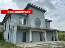 EXCLUSIV: Casă modernă, terasă panoramică, teren 500 mp,