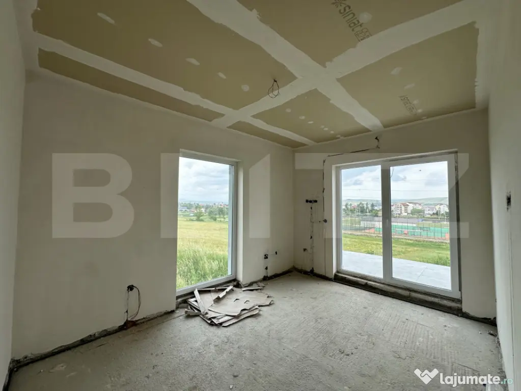 EXCLUSIV: Casă modernă, terasă panoramică, teren 500 mp,