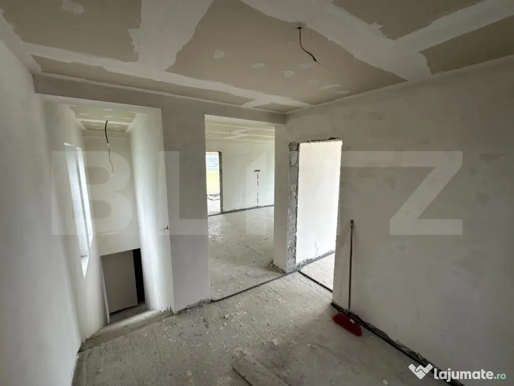 EXCLUSIV: Casă modernă, terasă panoramică, teren 500 mp,