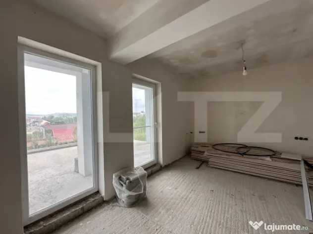 EXCLUSIV: Casă modernă, terasă panoramică, teren 500 mp,