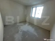 OPORTUNITATE! Apartament cu 3 camere, geam la baie, zona Int 