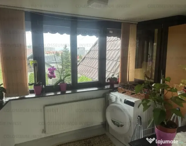 Racadau - Apartament 2 camere, decomandat, confort 1, parcare, boxa!