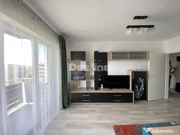 Apartament cu 2 camere 60 mp, etaj intermediar, cu loc de pa
