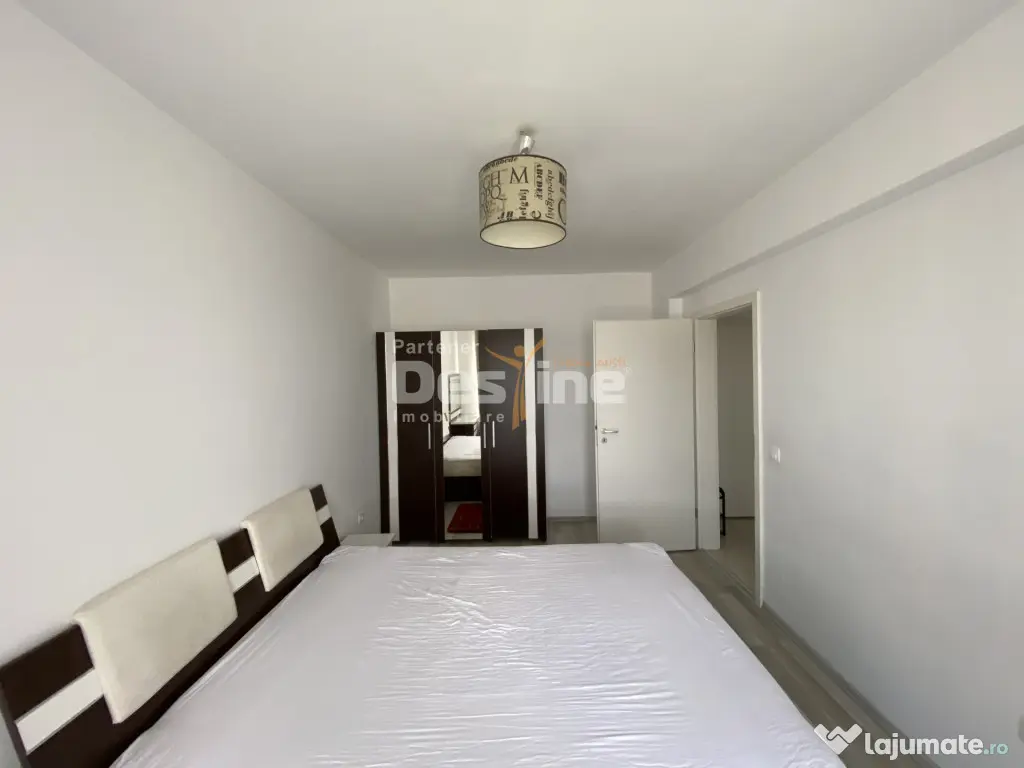 Apartament cu 2 camere 60 mp, etaj intermediar, cu loc de pa
