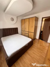 Apartament complet mobilat, 3 camere, garaj - Primăverii 