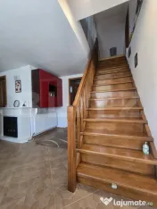 Proprietate completă pentru familie | Casă cocheta și cur
