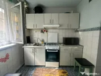 Apartament 2 camere et 1 Plopilor