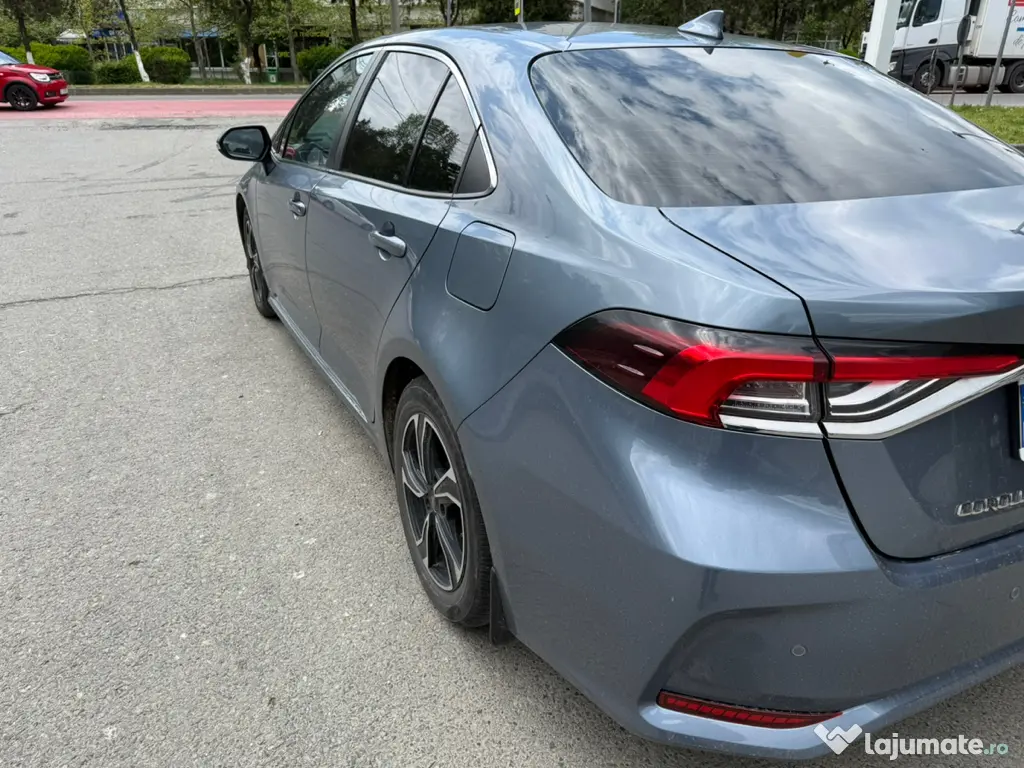 TOYOTA Corolla 2023 — imagine 14