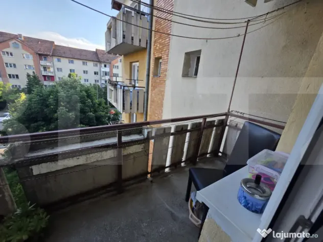 Apartament decomandat cu 2 camere intr-o zona apreciata.