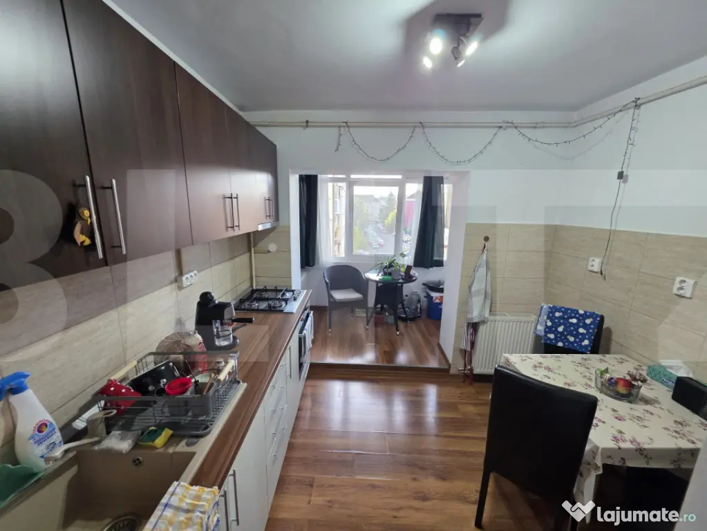 Apartament decomandat cu 2 camere intr-o zona apreciata.