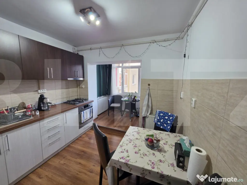 Apartament decomandat cu 2 camere intr-o zona apreciata.