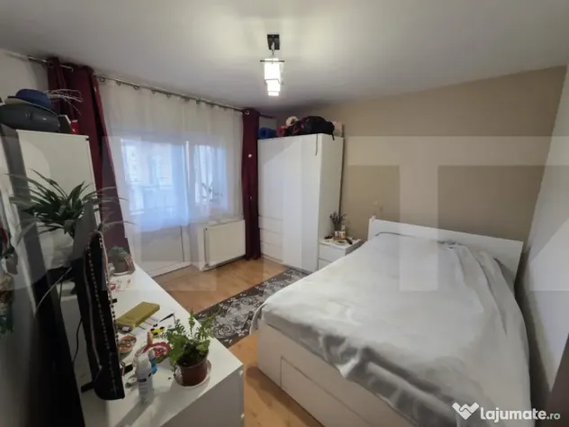 Apartament decomandat cu 2 camere intr-o zona apreciata.
