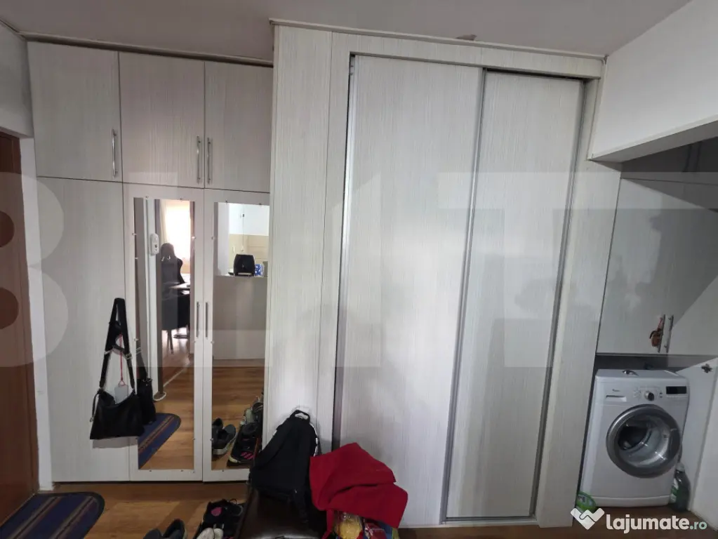 Apartament decomandat cu 2 camere intr-o zona apreciata.
